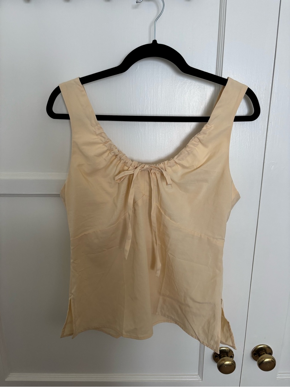 Banana Republic Cream Ruched Tie Front Tank Top Size Medium
